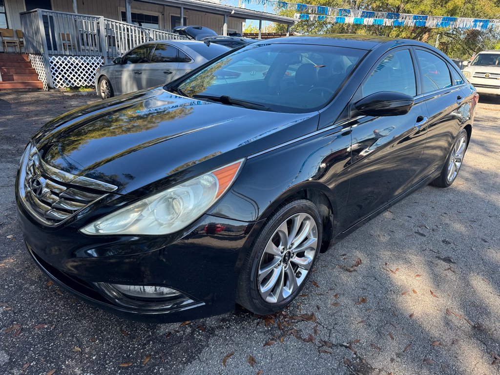 2013 Hyundai Sonata Limited's photo